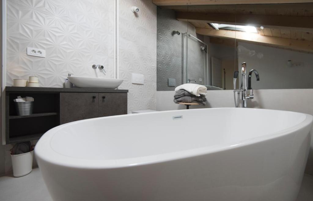 Sibinicum Luxury Rooms Sibenik Bagian luar foto