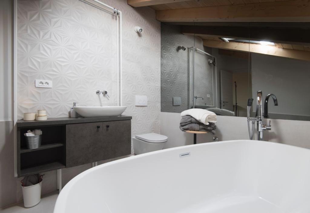 Sibinicum Luxury Rooms Sibenik Bagian luar foto